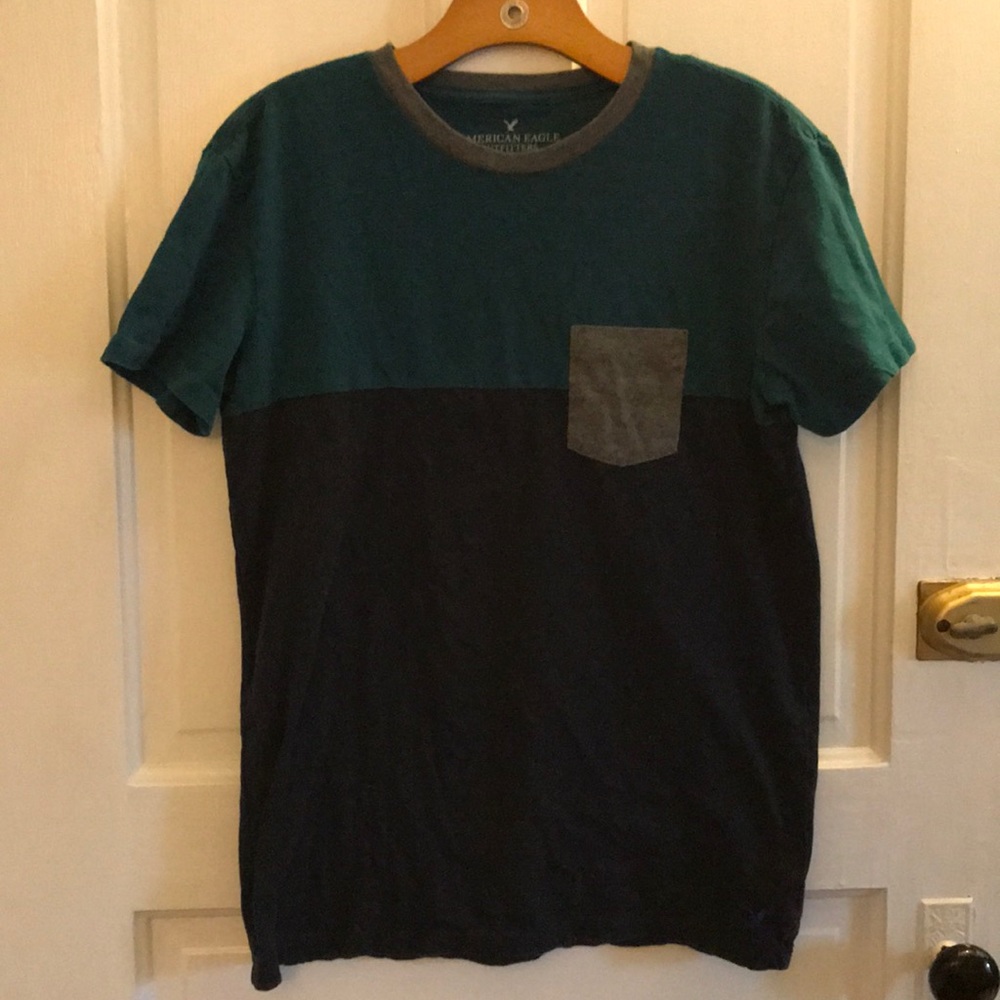 American Eagle Color Block Pocket T-Shirt